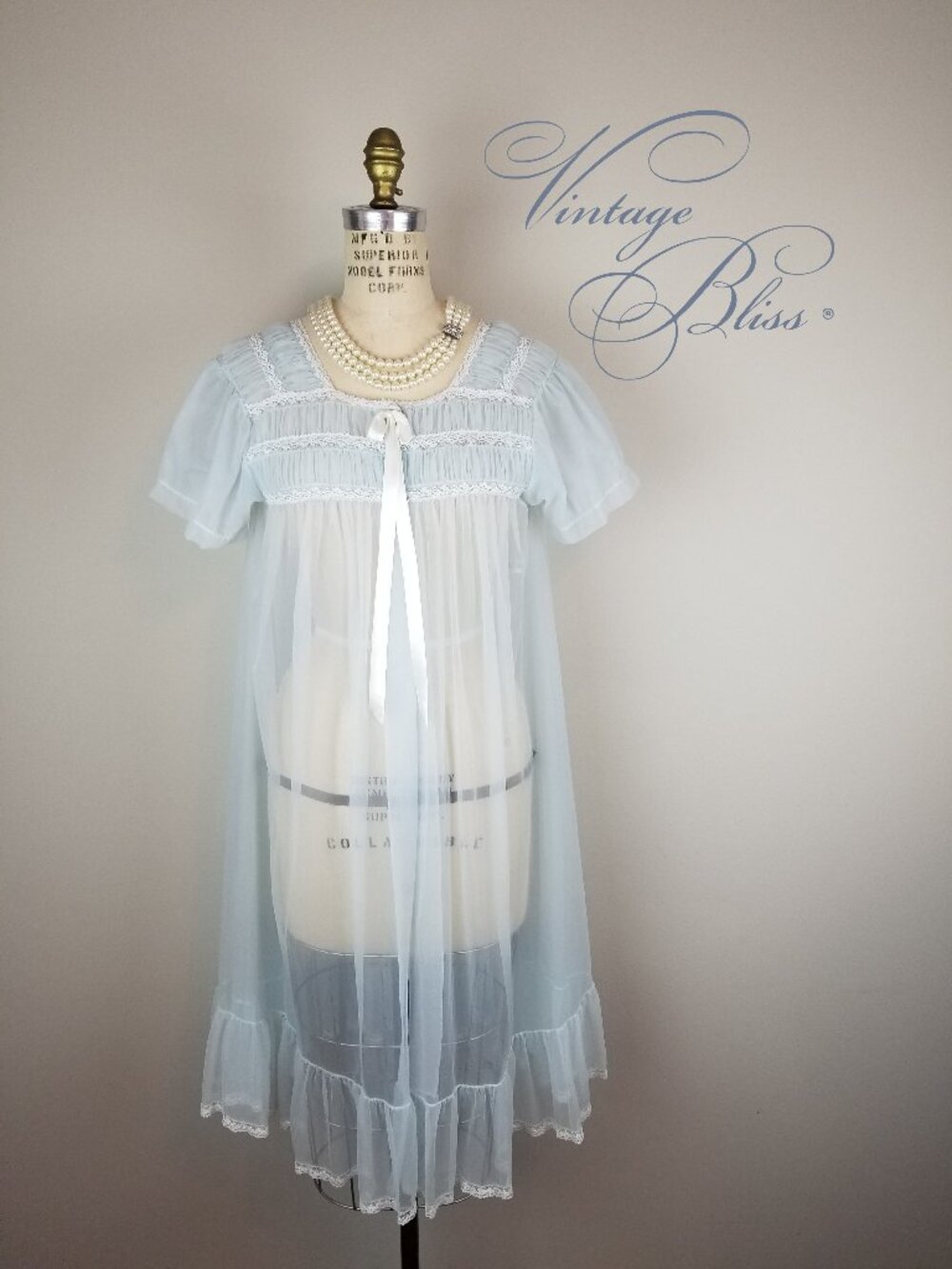 Vintage 1950's Baby Blue Lace Trimmed Sheer Peignoir by Miss Elaine~ Ladies S/M